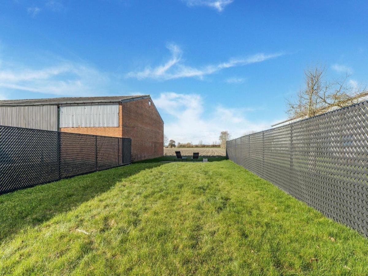 Modern With Garden *